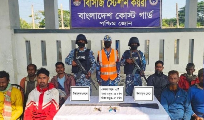 ডাকাতদের ঘাঁটি থেকে উদ্ধার করা হলো ৮ জন জিম্মি জেলে